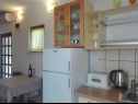 Apartmány Soni - with barbecue; A1(3), A2(4) Postira - Ostrov Brač  - Apartmán - A1(3): kuchyně