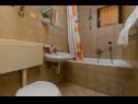 Apartmány Vlado - cosy & afordable: SA1(2), A2(3), A3(5) Supetar - Ostrov Brač  - Apartmán - A2(3): koupelna s WC
