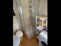 Apartmány Vlado - cosy & afordable: SA1(2), A2(3), A3(5) Supetar - Ostrov Brač  - Apartmán - A3(5): koupelna s WC