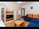 Apartmány Mici 1 - great location and relaxing: A1(4+2) , SA2(2) Cres - Ostrov Cres  - Apartmán - A1(4+2) : obývák