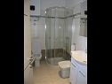 Apartmány Mici 1 - great location and relaxing: A1(4+2) , SA2(2) Cres - Ostrov Cres  - koupelna s WC