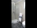 Apartmány Kata A1(2+1), A2(4+1) Crikvenica - Riviera Crikvenica  - Apartmán - A2(4+1): koupelna s WC
