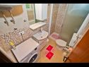 Apartmány Kati - pure nature & serenity: A1(5) Zátoka Zaraće (Milna) - Ostrov Hvar  - Chorvatsko  - Apartmán - A1(5): koupelna s WC