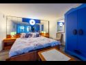 Apartmány Mila - in blue: A1(4+2), A2(5+1), A3(4+2) Banjole - Istrie  - Apartmán - A1(4+2): ložnice