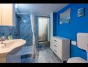 Apartmány Mila - in blue: A1(4+2), A2(5+1), A3(4+2) Banjole - Istrie  - Apartmán - A1(4+2): koupelna s WC