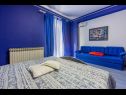 Apartmány Mila - in blue: A1(4+2), A2(5+1), A3(4+2) Banjole - Istrie  - Apartmán - A2(5+1): ložnice