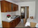 Apartmány Zdravko: A1(2+2), A2(2+2) Fažana - Istrie  - Apartmán - A1(2+2): kuchyně a jídelna