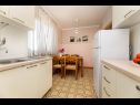 Apartmány Ivano A1(4+1) Vrbnik - Ostrov Krk  - Apartmán - A1(4+1): kuchyně a jídelna