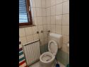 Apartmány Supec - near the sea: A1(4), A2(4) Vrbnik - Ostrov Krk  - Apartmán - A2(4): koupelna s WC
