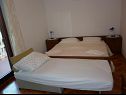 Apartmány Tonia - great location & afordable: A1(4+1), SA2(2) Mali Lošinj - Ostrov Lošinj  - Apartmán - A1(4+1): ložnice