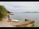 Apartmány Sea View - cosy & comfortable: A2 Zaborke(4), A4 Somina(2+2) Brist - Riviera Makarska  - pláž