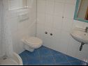 Apartmány VP SA2(2), A3(3), A4(2+3), A5(3), A6(2+2) Stanići - Riviera Omiš  - Apartmán - A4(2+3): koupelna s WC