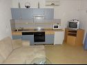 Apartmány VP SA2(2), A3(3), A4(2+3), A5(3), A6(2+2) Stanići - Riviera Omiš  - Apartmán - A6(2+2): kuchyně a jídelna