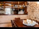 Prázdninový dům/vila Three holiday homes: H1 Azur (4), H2 Wood (4), H3 Ston (4+2) Orebić - Poloostrov Peljesac  - Chorvatsko  - H3 Ston (4+2): kuchyně a jídelna