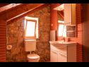 Prázdninový dům/vila Three holiday homes: H1 Azur (4), H2 Wood (4), H3 Ston (4+2) Orebić - Poloostrov Peljesac  - Chorvatsko  - H3 Ston (4+2): koupelna s WC