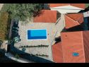 Prázdninový dům/vila Tihomir - with pool : H(6+2) Drniš - Riviera Šibenik  - Chorvatsko  - dům