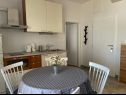 Apartmány Bilja - 20 M from the sea A1(2), A2(2), A3(2), A4(6) Rogoznica - Riviera Šibenik  - Apartmán - A1(2): kuchyně a jídelna