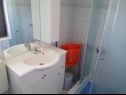 Apartmány Marko - 30m from beach; A1(2+2), A2(2+2), A3(2+2), A4(2+2) Rogoznica - Riviera Šibenik  - Apartmán - A3(2+2): koupelna s WC