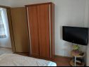 Apartmány Jak - parking and BBQ: A1(2), A2(2), A3(4) Vodice - Riviera Šibenik  - Apartmán - A3(4): ložnice