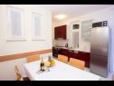 Apartmány Darko - spacious: A1(6+1) Split - Riviera Split  - Apartmán - A1(6+1): kuchyně a jídelna