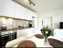 Apartmány Mendula - private garage: A1(2+2), A2(2+2) Split - Riviera Split  - Apartmán - A2(2+2): kuchyně a jídelna
