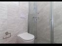 Apartmány Iva - great view: A1(4) Seget Donji - Riviera Trogir  - Apartmán - A1(4): koupelna s WC