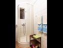 Apartmány VV A1(2+1), A2(5), A3(7) Seget Vranjica - Riviera Trogir  - Apartmán - A3(7): koupelna s WC
