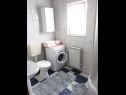 Apartmány Vesna - 40 m from pebble beach: A1(4+1), A2(4), A3(4+1) Seget Vranjica - Riviera Trogir  - Apartmán - A2(4): koupelna s WC