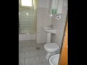 Apartmány Gor A1(2+2), B2(2+2) Sevid - Riviera Trogir  - Apartmán - B2(2+2): koupelna s WC