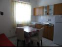 Apartmány Gor A1(2+2), B2(2+2) Sevid - Riviera Trogir  - Apartmán - B2(2+2): kuchyně a jídelna