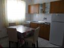 Apartmány Gor A1(2+2), B2(2+2) Sevid - Riviera Trogir  - Apartmán - B2(2+2): kuchyně a jídelna