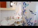Apartmány Bosiljka - by the sea: A1(5), A2(5), SA3(2) Sevid - Riviera Trogir  - Apartmán - A2(5): koupelna s WC