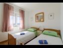 Apartmány Pery - 2 bedroom sea view apartment: A1(4+1) Trogir - Riviera Trogir  - Apartmán - A1(4+1): ložnice