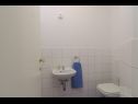 Apartmány Pery - 2 bedroom sea view apartment: A1(4+1) Trogir - Riviera Trogir  - Apartmán - A1(4+1): WC