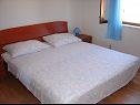 Apartmány Tone - spacious and comfortable: A1 zuti(5+2), A2 plavi(5+2) Trogir - Riviera Trogir  - Apartmán - A2 plavi(5+2): ložnice