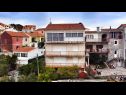 Apartmány Tomi - with beautiful view: A1(4+1) Trogir - Riviera Trogir  - dům