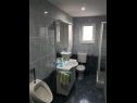 Apartmány Tomi - with beautiful view: A1(4+1) Trogir - Riviera Trogir  - Apartmán - A1(4+1): koupelna s WC