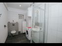 Apartmány Florio - garden & free parking: A1(5) Trogir - Riviera Trogir  - Apartmán - A1(5): koupelna s WC