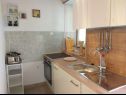 Apartmány Tonci - 30 m from beach: A1 Doli (2+1), A2 Gori (2+1) Kali - Ostrov Ugljan  - Apartmán - A1 Doli (2+1): kuchyně