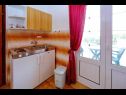 Apartmány More - 600 m from beach: A2(2+3), SA3(2+1), SA4(2+2) Bibinje - Riviera Zadar  - Studio apartmán - SA3(2+1): kuchyně