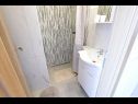 Apartmány Kani A5 istok(2+2), A6 zapad(2+2) Nin - Riviera Zadar  - Apartmán - A5 istok(2+2): koupelna s WC