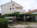 Apartmány Slava - private parking: A1(6+1) Nin - Riviera Zadar  - dům