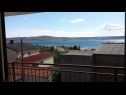 Apartmány Sunny  - sea side terrace & parking: A1(4+1), A2(6+1) Starigrad-Paklenica - Riviera Zadar  - dům