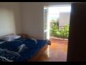 Apartmány Sunny  - sea side terrace & parking: A1(4+1), A2(6+1) Starigrad-Paklenica - Riviera Zadar  - Apartmán - A2(6+1): ložnice