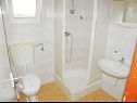 Apartmány VINK - 80 m from beach A2(4), A3(4), A4(4) Vir - Riviera Zadar  - Apartmán - A4(4): koupelna s WC