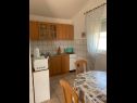 Apartmány Tihana - 200 m from sea: A1(4+1) Vir - Riviera Zadar  - Apartmán - A1(4+1): kuchyně a jídelna