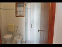 Apartmány Snjeza - 80 m from beach: A1 Studio (4), A2 Apartman (2+2) Vir - Riviera Zadar  - Apartmán - A1 Studio (4): koupelna s WC