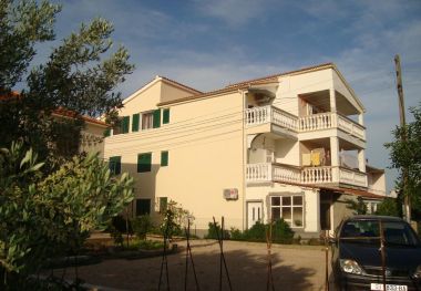 Apartmány Marija - 100 m from beach: A1(4), A2(4), A3(4), A4(3), A5(2+1) Tribunj - Riviera Šibenik 
