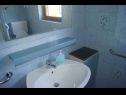  Gianna - beachfront: H(6+2) Sveti Petar - Riviera Biograd  - Chorvatsko  - H(6+2): koupelna s WC