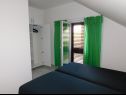 Apartmány Coloured - apartments on island: A1 - plavi (4):, A2 -zeleni (4):, SA3 - studio (2+1):, A4 - bijeli (4+2): Povlja - Ostrov Brač  - Apartmán - A4 - bijeli (4+2):: ložnice
